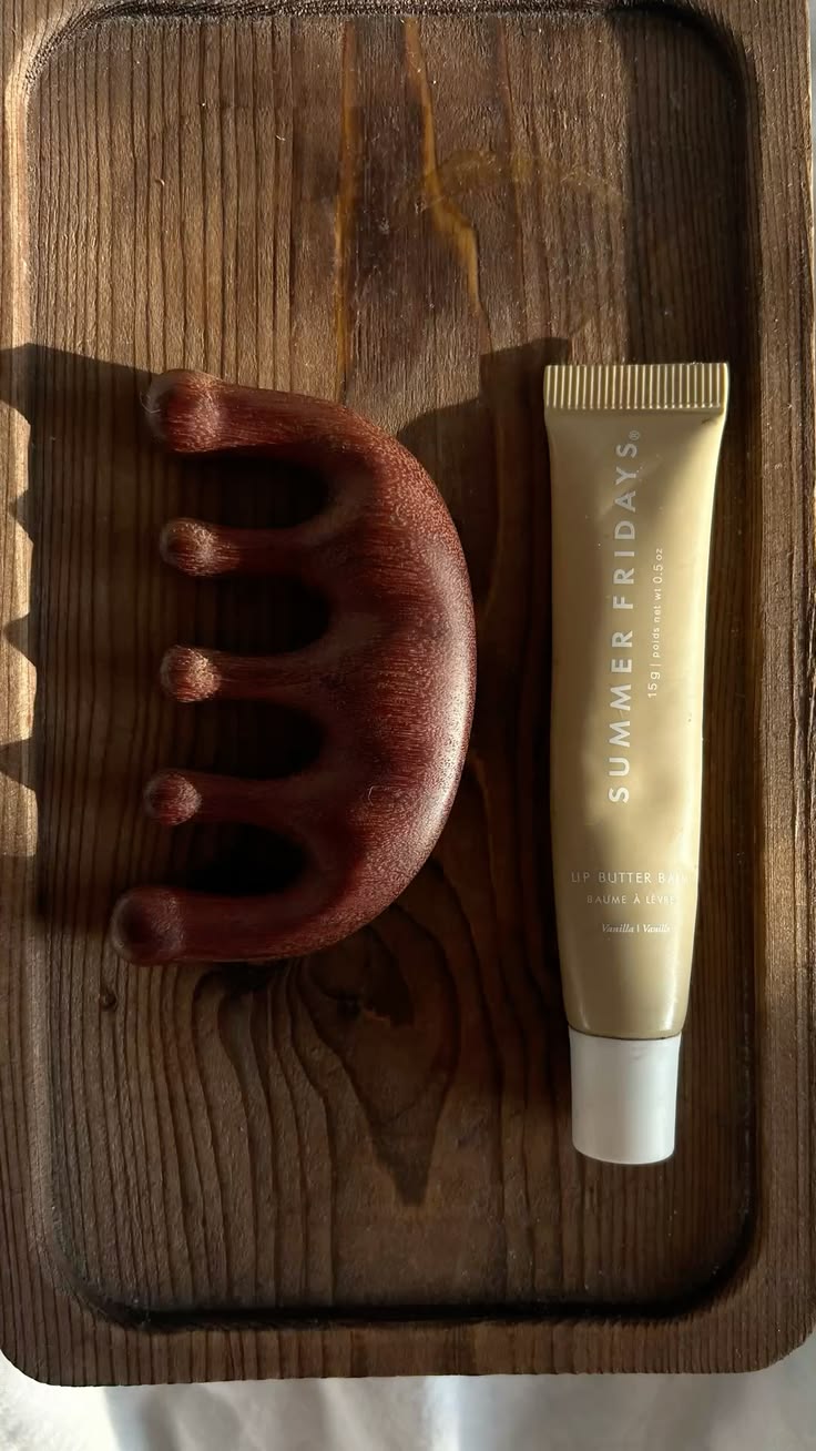Masseur Cuir Chevelu en Bois : Rituel Circulation & Détente